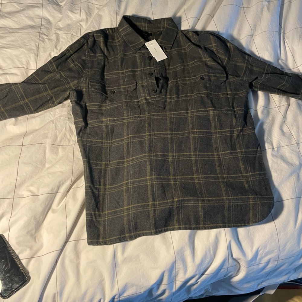 Vince Coastline Windowpane Button Up Shirt. NWT